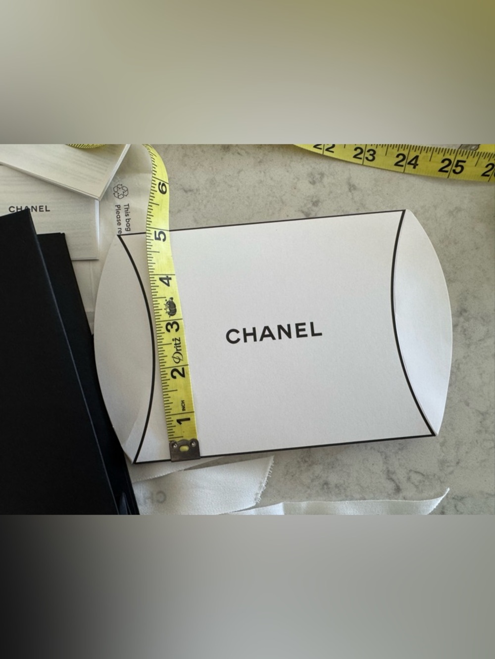 Chanel Ribbon & Packaging Set in White & Black - Picture 12 of 16